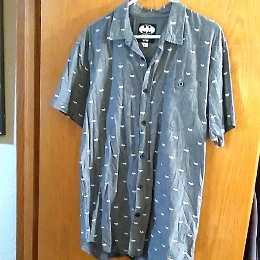 Men's Gray Batman Shirt